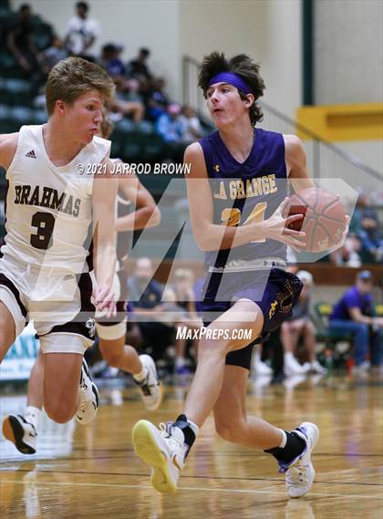 Thumbnail 1 in La Marque vs. East Bernard photogallery.