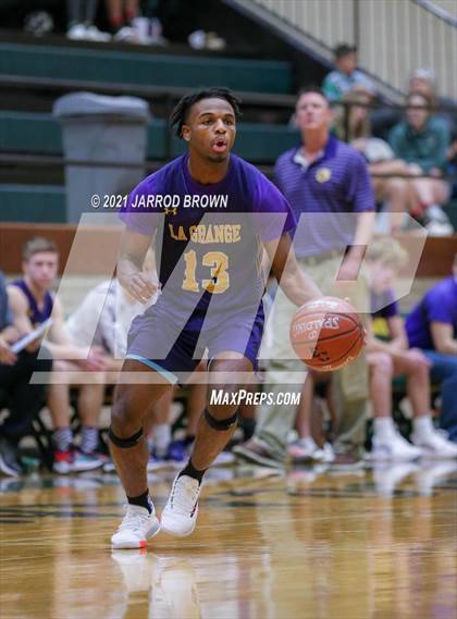 Thumbnail 1 in La Marque vs. East Bernard photogallery.