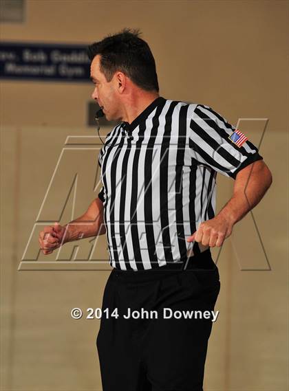 Thumbnail 1 in Marymount vs. Archer School for Girls (MaxPreps Holiday Classic) photogallery.