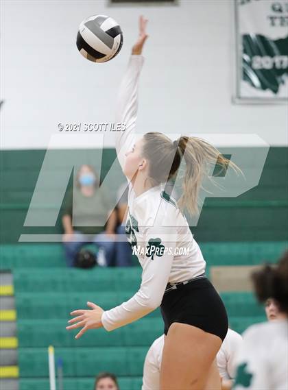 Thumbnail 2 in Miller @ Fisher Catholic photogallery.