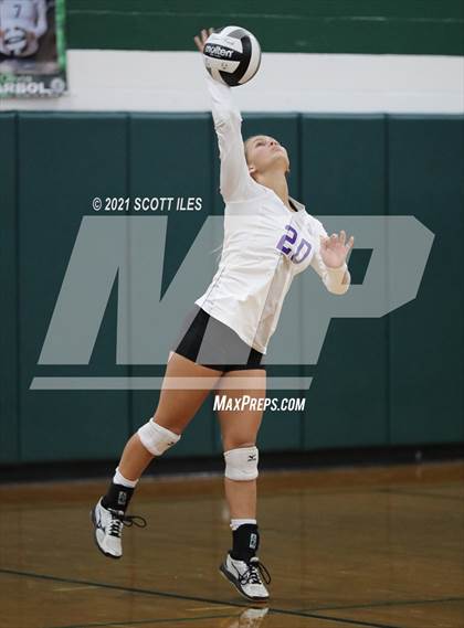 Thumbnail 1 in Miller @ Fisher Catholic photogallery.