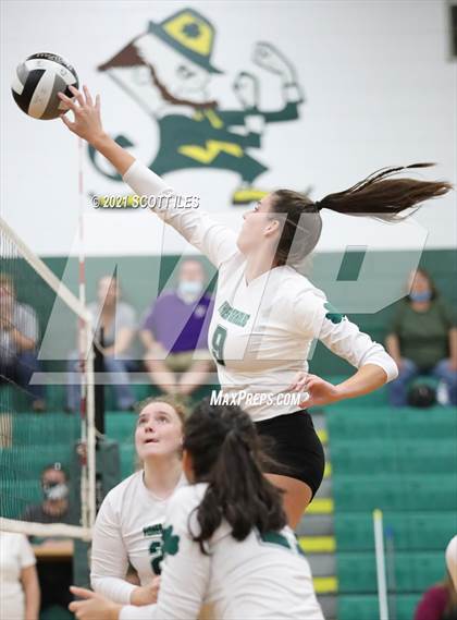 Thumbnail 1 in Miller @ Fisher Catholic photogallery.