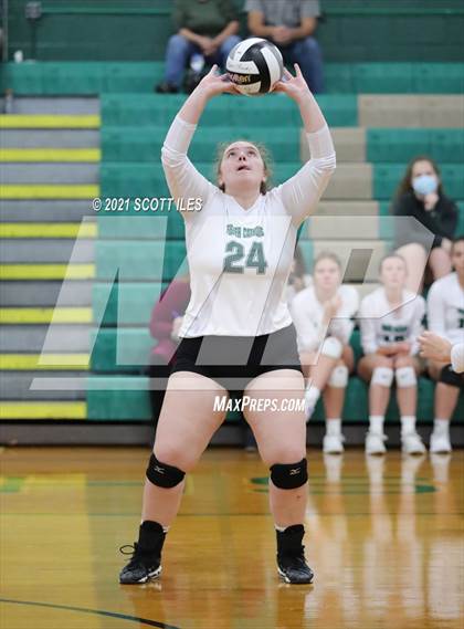 Thumbnail 3 in Miller @ Fisher Catholic photogallery.