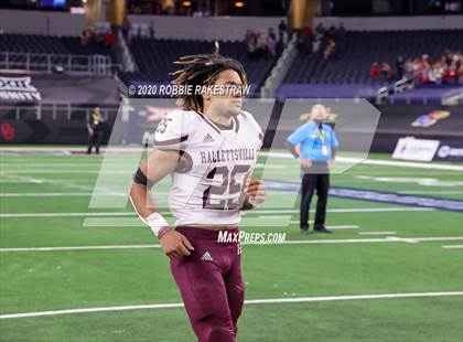 Thumbnail 2 in Hallettsville vs. Jim Ned (UIL 3A Division 1 State Final) photogallery.
