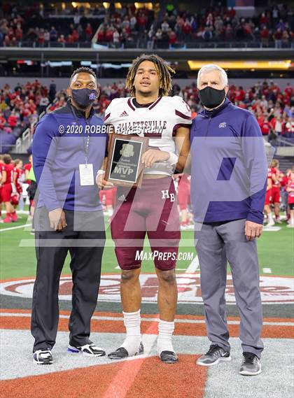 Thumbnail 3 in Hallettsville vs. Jim Ned (UIL 3A Division 1 State Final) photogallery.