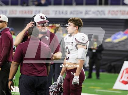 Thumbnail 3 in Hallettsville vs. Jim Ned (UIL 3A Division 1 State Final) photogallery.