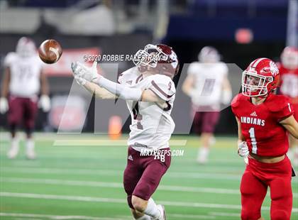 Thumbnail 1 in Hallettsville vs. Jim Ned (UIL 3A Division 1 State Final) photogallery.