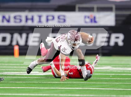 Thumbnail 2 in Hallettsville vs. Jim Ned (UIL 3A Division 1 State Final) photogallery.