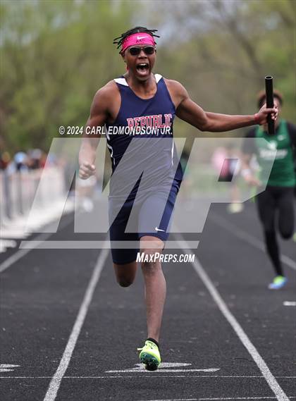 Thumbnail 3 in Maplewood Home Meet photogallery.