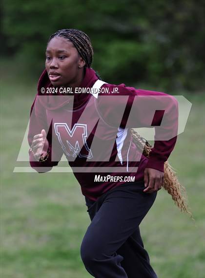 Thumbnail 2 in Maplewood Home Meet photogallery.