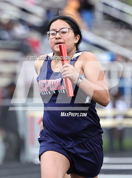 Thumbnail 1 in Maplewood Home Meet photogallery.