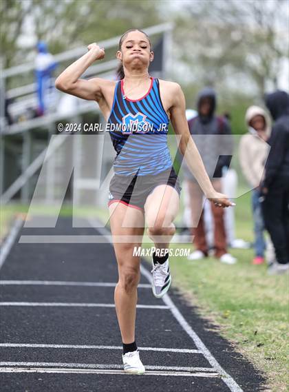 Thumbnail 1 in Maplewood Home Meet photogallery.