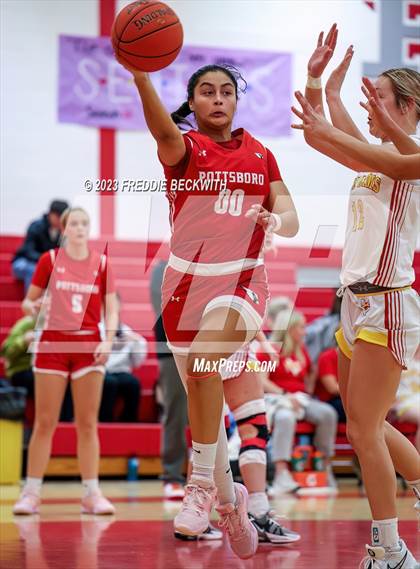 Thumbnail 1 in Pottsboro vs. S & S Consolidated ("For the Love of the Game" Tournament) photogallery.