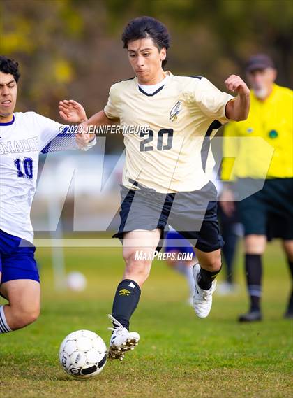 Thumbnail 3 in Millennium vs. Amador Valley photogallery.