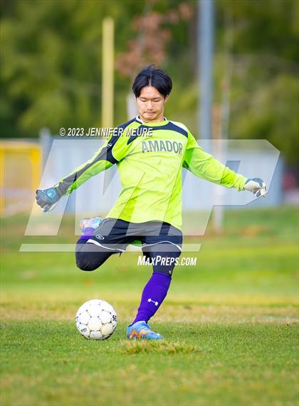 Thumbnail 2 in Millennium vs. Amador Valley photogallery.