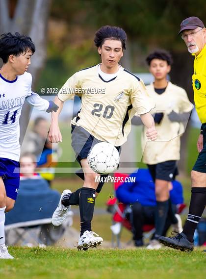 Thumbnail 2 in Millennium vs. Amador Valley photogallery.