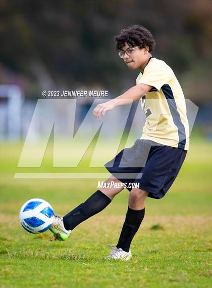 Thumbnail 1 in Millennium vs. Amador Valley photogallery.