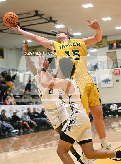 Thumbnail 3 in Salesian College Preparatory vs. Damien (Damien Classic) photogallery.