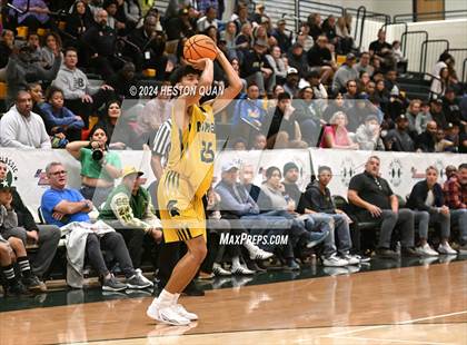 Thumbnail 3 in Salesian College Preparatory vs. Damien (Damien Classic) photogallery.
