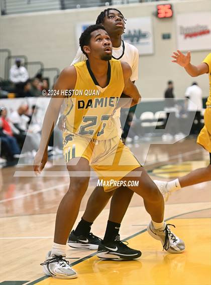 Thumbnail 1 in Salesian College Preparatory vs. Damien (Damien Classic) photogallery.