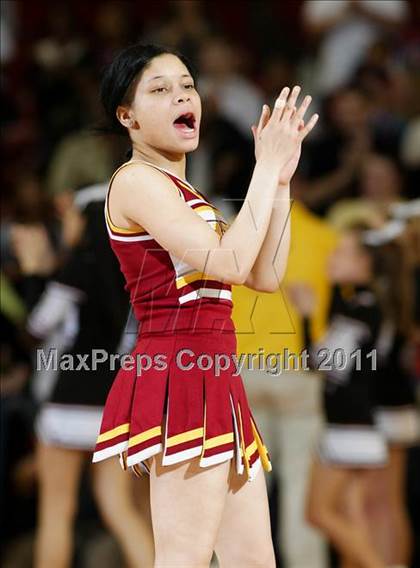 Thumbnail 2 in South Central vs. Hickory (NCHSAA 3A Final) photogallery.