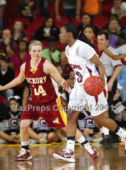 Thumbnail 1 in South Central vs. Hickory (NCHSAA 3A Final) photogallery.
