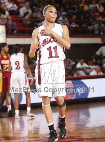Thumbnail 3 in South Central vs. Hickory (NCHSAA 3A Final) photogallery.