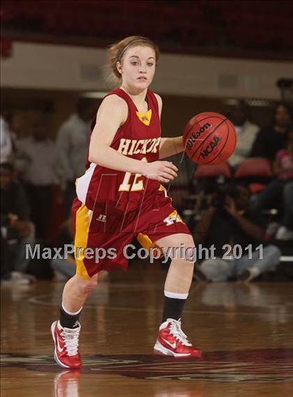 Thumbnail 1 in South Central vs. Hickory (NCHSAA 3A Final) photogallery.