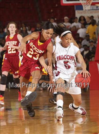 Thumbnail 2 in South Central vs. Hickory (NCHSAA 3A Final) photogallery.