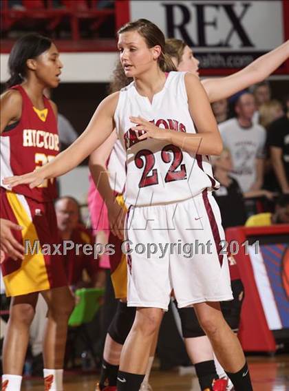 Thumbnail 1 in South Central vs. Hickory (NCHSAA 3A Final) photogallery.