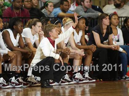 Thumbnail 1 in South Central vs. Hickory (NCHSAA 3A Final) photogallery.