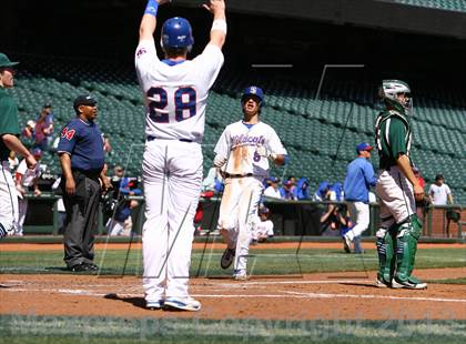 Thumbnail 1 in St. Ignatius vs. Sacred Heart Cathedral photogallery.