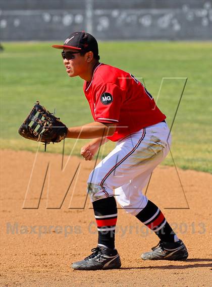 Thumbnail 2 in Saugus @ Hart photogallery.