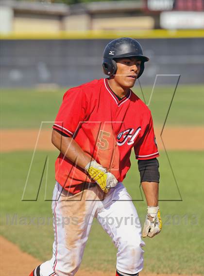 Thumbnail 2 in Saugus @ Hart photogallery.