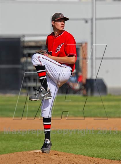 Thumbnail 3 in Saugus @ Hart photogallery.