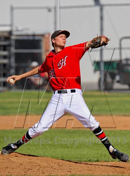 Thumbnail 3 in Saugus @ Hart photogallery.