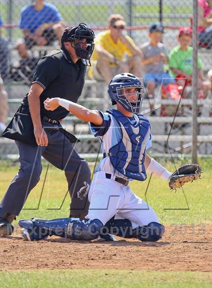 Thumbnail 3 in Saugus @ Hart photogallery.