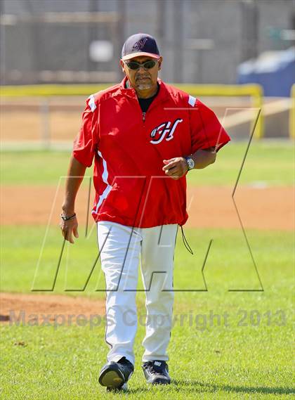 Thumbnail 2 in Saugus @ Hart photogallery.