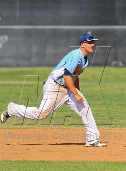 Thumbnail 3 in Saugus @ Hart photogallery.