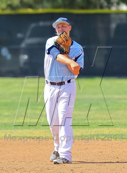 Thumbnail 3 in Saugus @ Hart photogallery.