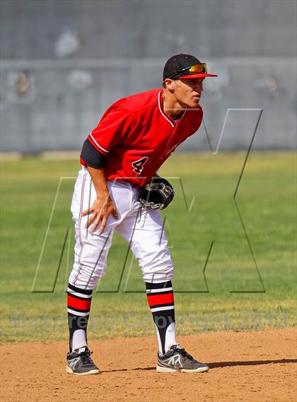 Thumbnail 2 in Saugus @ Hart photogallery.