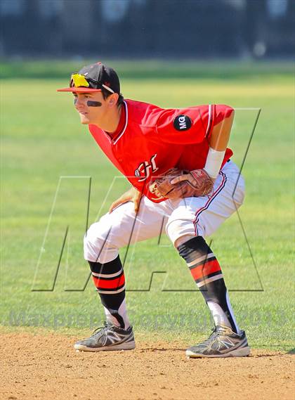 Thumbnail 2 in Saugus @ Hart photogallery.