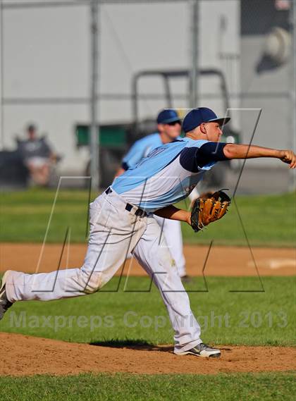 Thumbnail 3 in Saugus @ Hart photogallery.