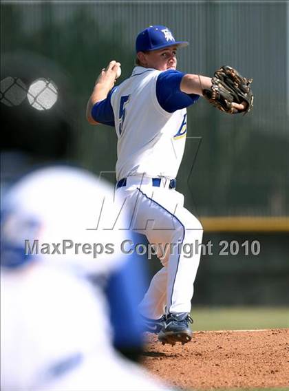Thumbnail 2 in Marina @ Fountain Valley photogallery.
