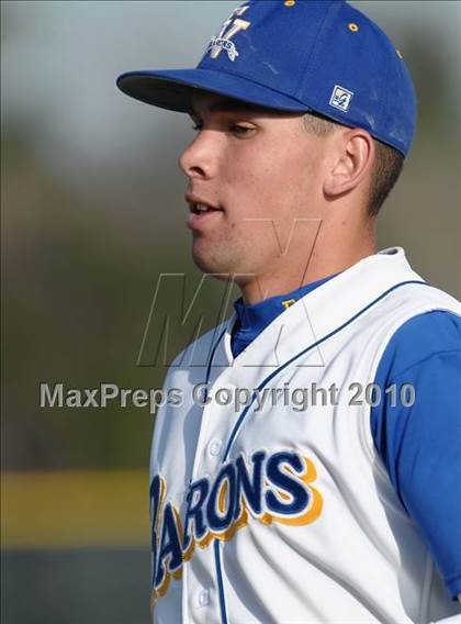 Thumbnail 1 in Marina @ Fountain Valley photogallery.