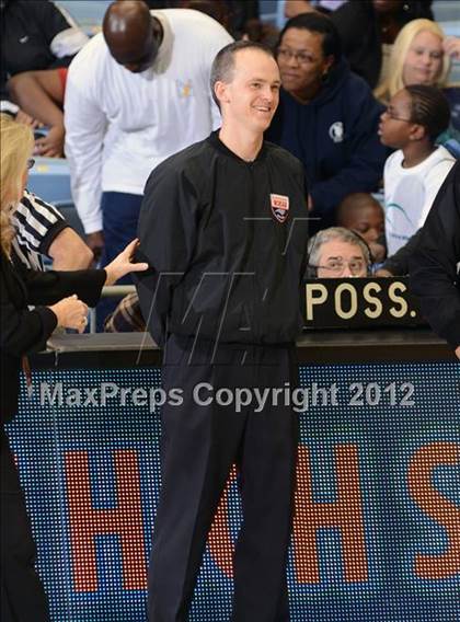 Thumbnail 2 in Winston-Salem Prep vs. Plymouth (NCHSAA 1A Final) photogallery.