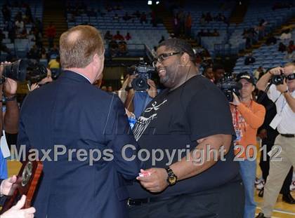 Thumbnail 1 in Winston-Salem Prep vs. Plymouth (NCHSAA 1A Final) photogallery.