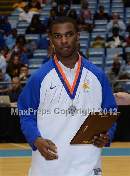 Thumbnail 1 in Winston-Salem Prep vs. Plymouth (NCHSAA 1A Final) photogallery.