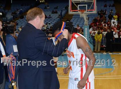 Thumbnail 2 in Winston-Salem Prep vs. Plymouth (NCHSAA 1A Final) photogallery.
