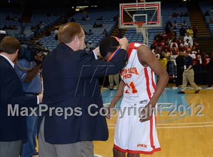 Thumbnail 1 in Winston-Salem Prep vs. Plymouth (NCHSAA 1A Final) photogallery.